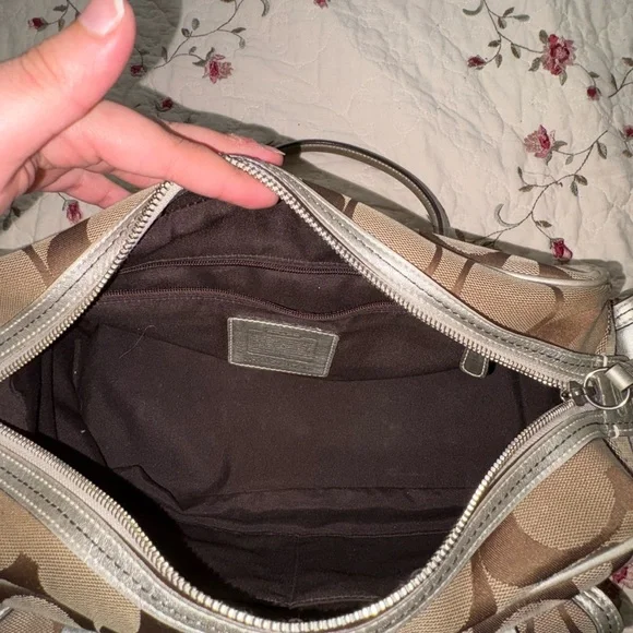 Coach Signature Gallery Multi Pocket Satchel Bag - Picture 8 of 9